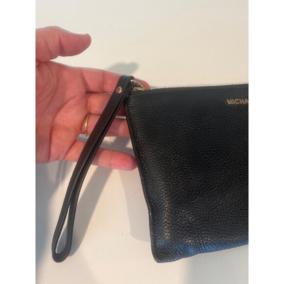 Michael Kors Black Leather Wristlet Pouch With Gold-Tone Zipper Closure - Picture 2 of 8
